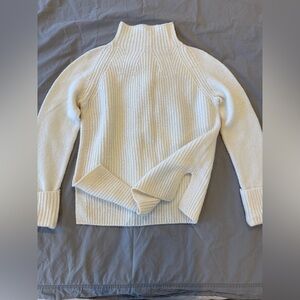 VINCE Women’s White Mock Neck Wool Sweater Small